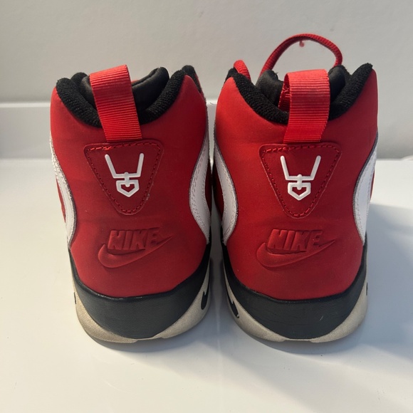 Nike Air Diamond Turf 2 Red/Black – Size 7Y - Picture 3 of 5